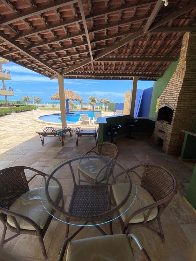 Beachfront Apt & Jacuzzi ไตย์บา ภายนอก รูปภาพ